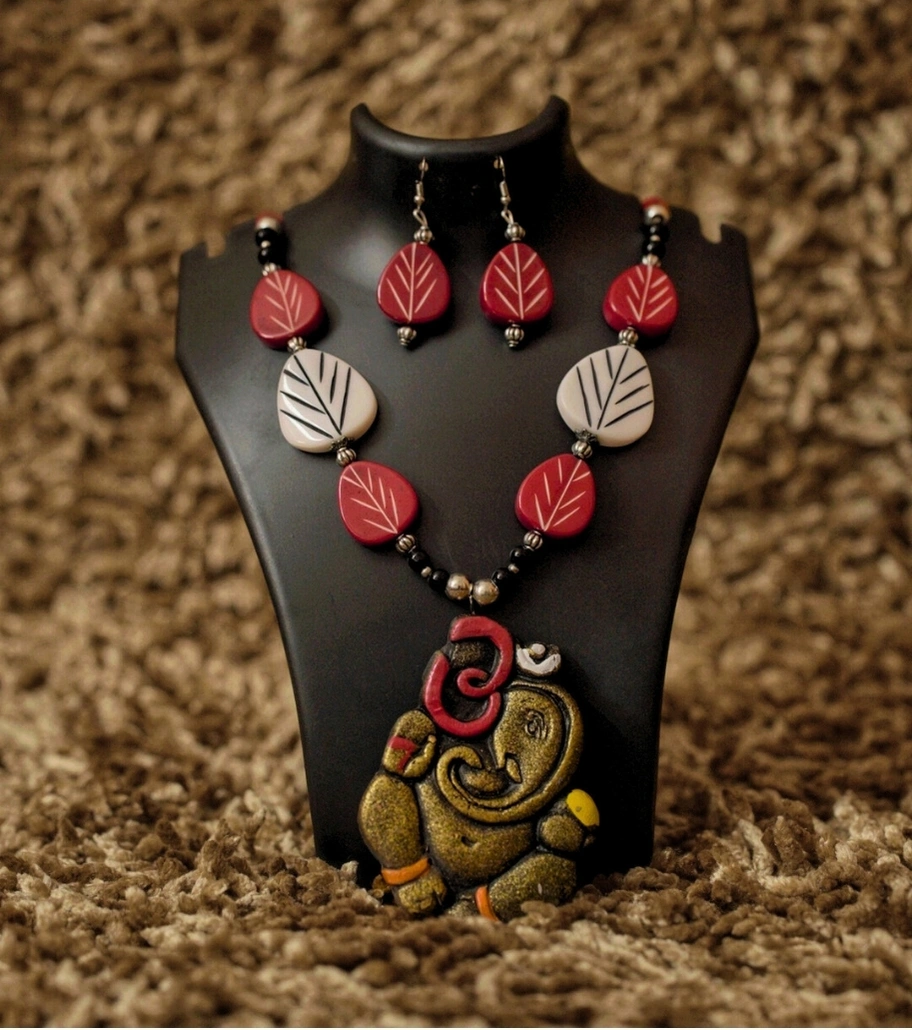 Premium Handmade Terracotta Jewelry – Vighnaharta TerraSet Necklace Set with Matching Earrings