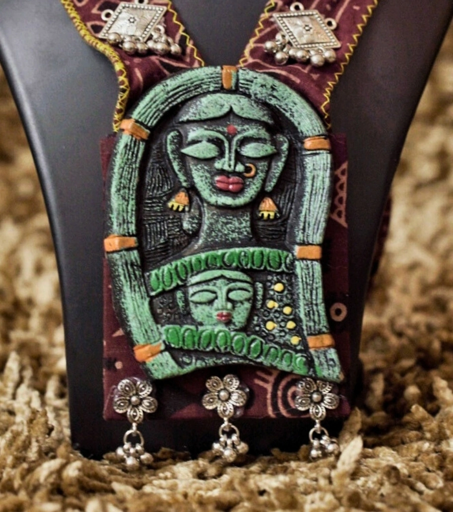 Premium Handmade Mixed Media Jewelry – Tribal Muse Statement Necklace Set (Green & Maroon)