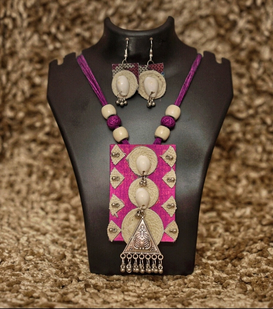 Premium Handmade Mixed Media Jewelry – Tribal Essence Jute Cowrie Necklace Set (Magenta Edition)