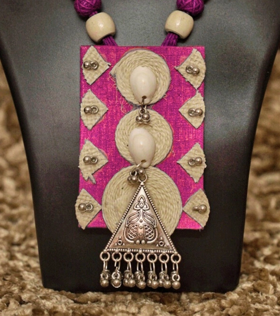Premium Handmade Mixed Media Jewelry – Tribal Essence Jute Cowrie Necklace Set (Magenta Edition)