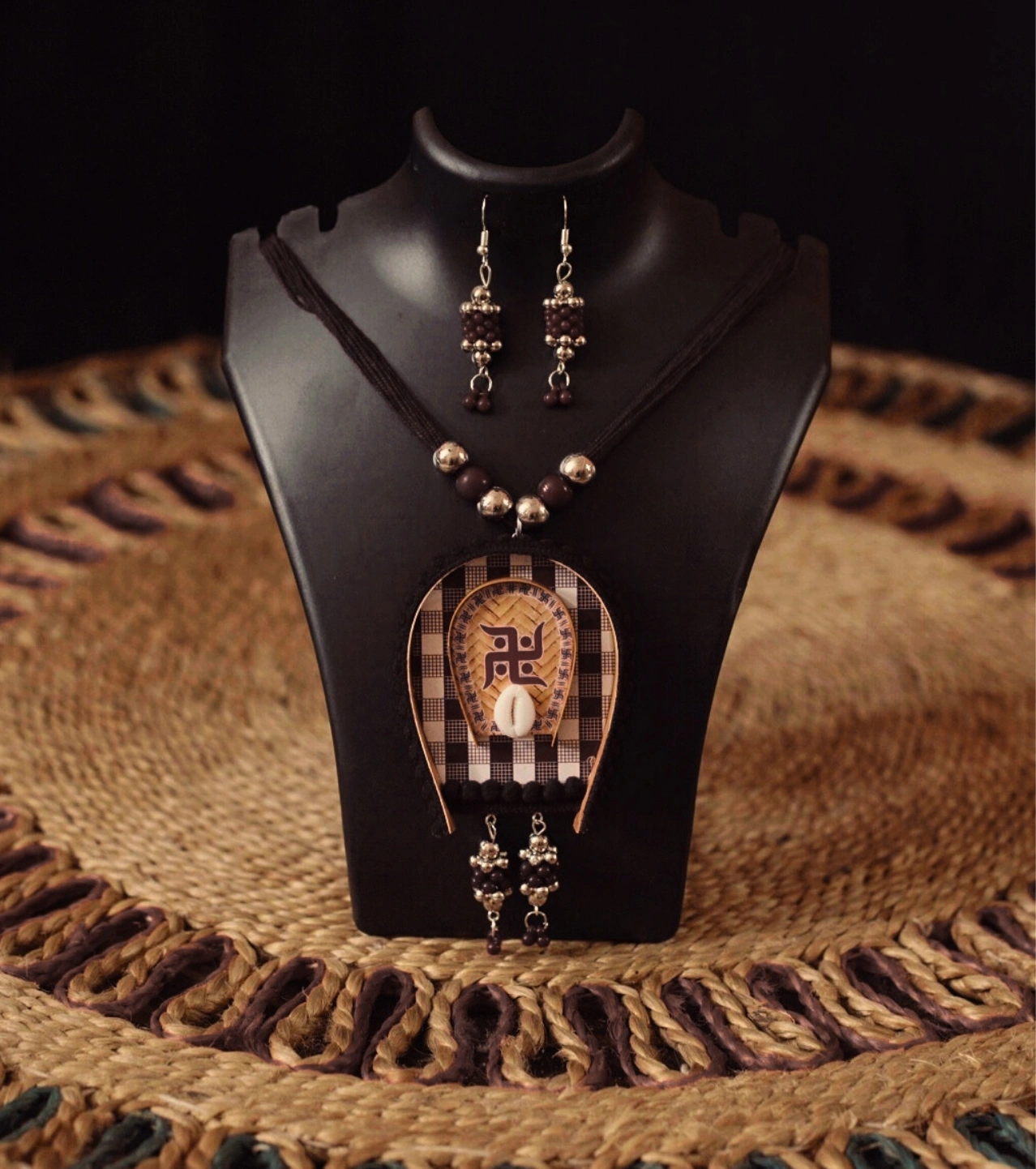 Premium Authentic Handcrafted Jewelry – Swastik Shubh Cowrie Charm Necklace Set