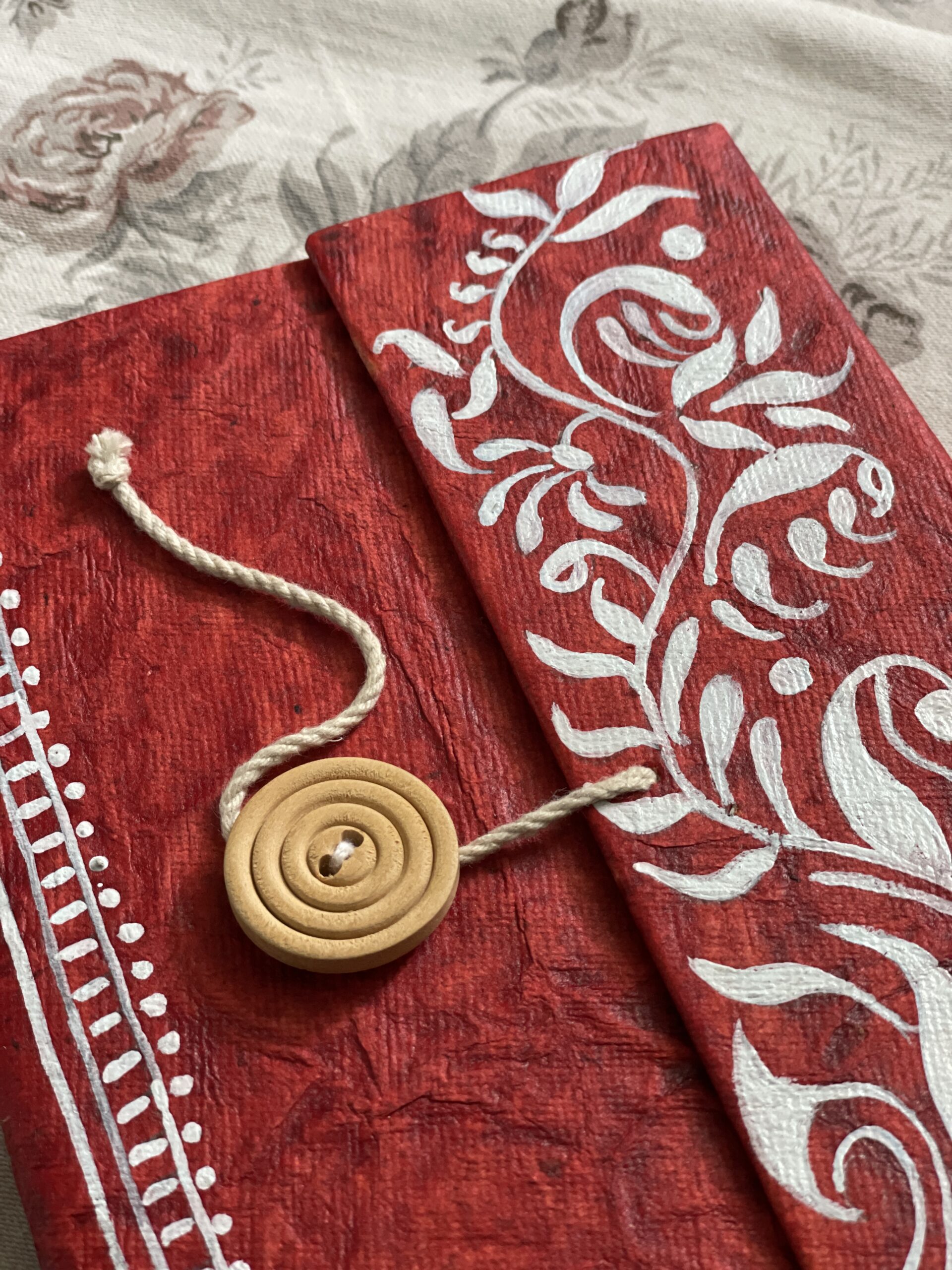 Premium Handcrafted Stationery – Lal Pata Eco Folder Diary by Innocent Hands