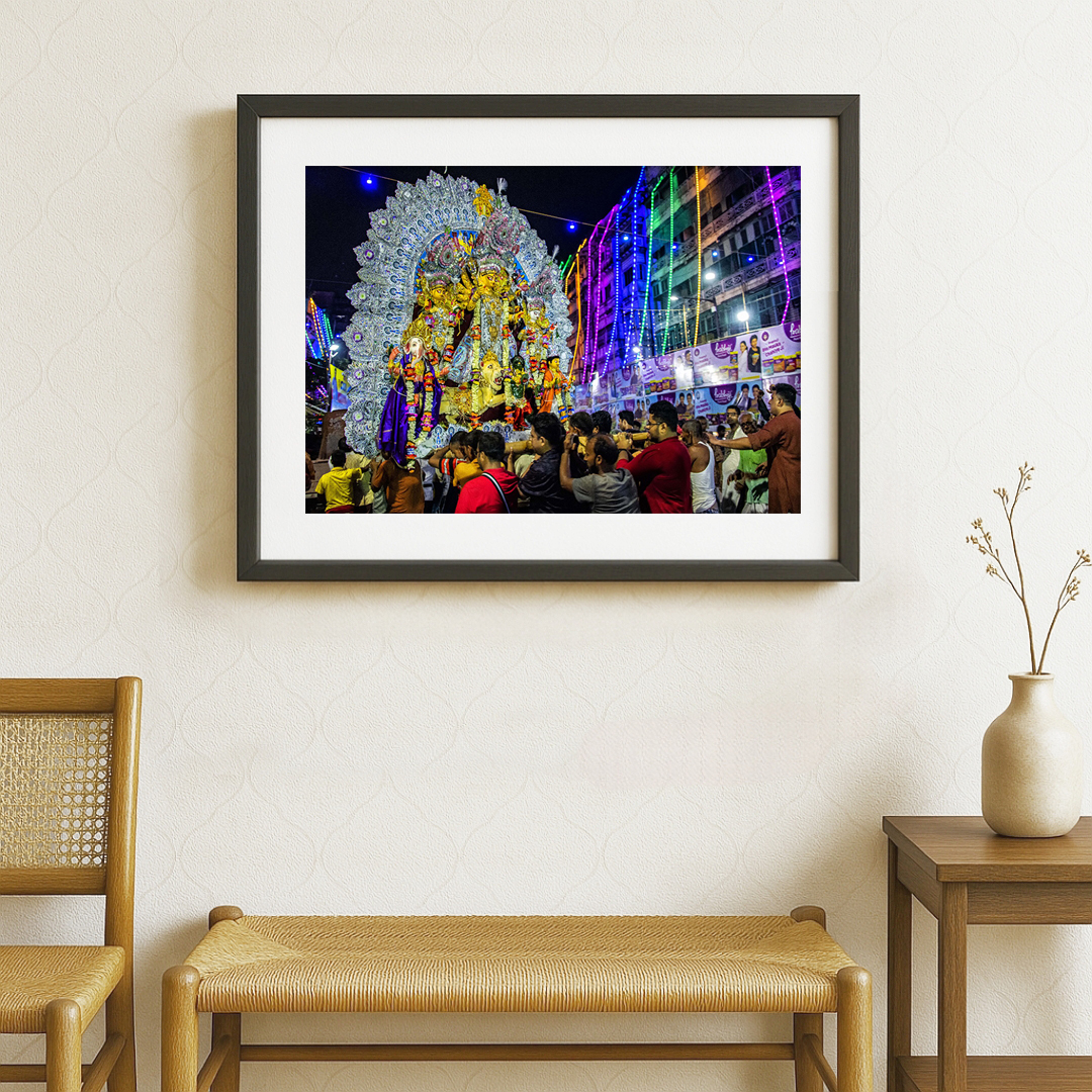 Premium Cultural Photography – Immersion: Kolkata, West Bengal by Sayantan Sengupta (8"x12") | Indi Temptation