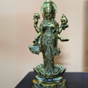 Goddess Laxmi on a lotus in Alloy Metal