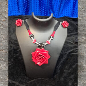 Crimson Bloom Rose Necklace Set