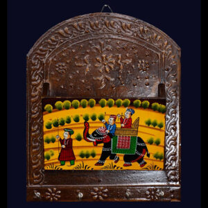 Royal Procession Wooden Magazine Holder – Hand-Painted Rajasthani Art