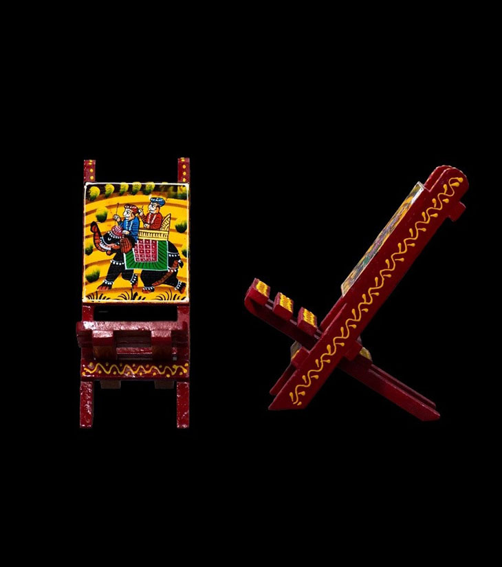 Royal Ride Wooden Mobile Stand