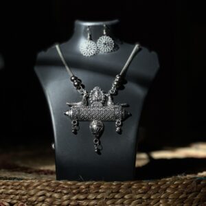 Divine Ganesha Pendant Set