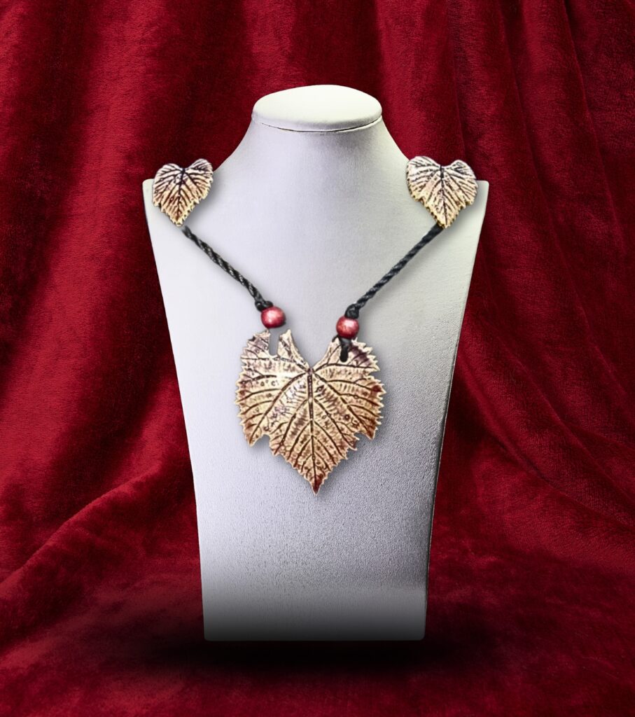 Handcrafted Leaf Motif Clay Pendant Necklace with Earrings | Nature-Inspired Jewelry Set