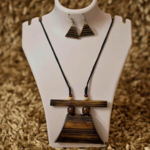 Tribal Terra Wooden Pendant Set