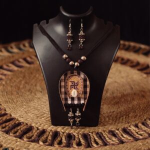 Swastik Shubh Cowrie Charm Necklace Set