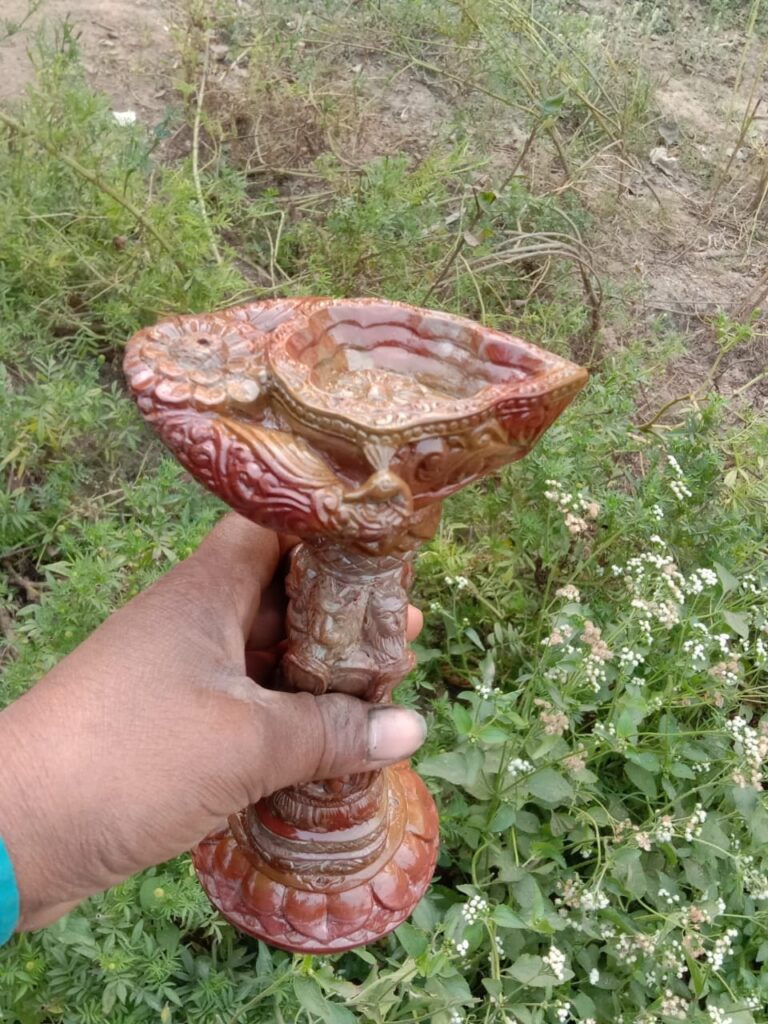 Pradeep – Handcarved Soapstone Oil Lamp