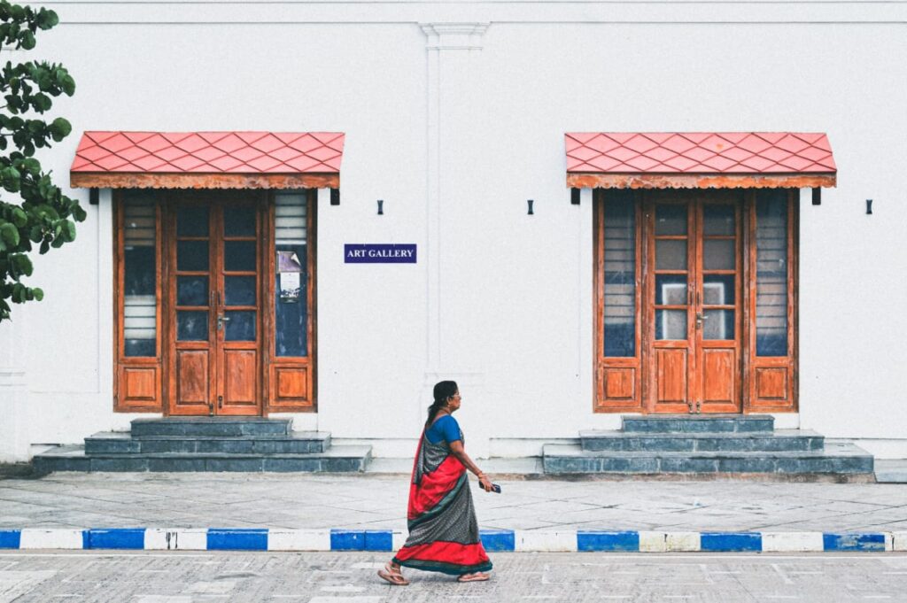 Strolls of Stillness