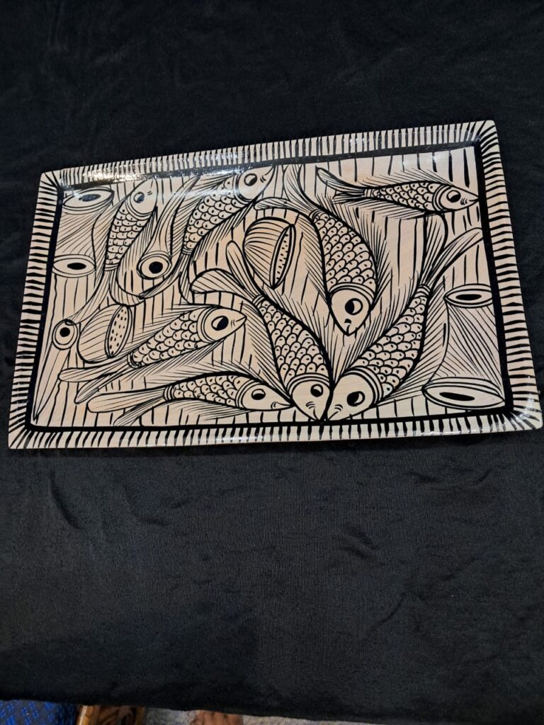 Monochrome Marine – Rectangular Wooden Fish Tray