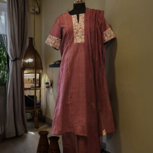 The Gulab Grace Set