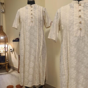 Shubhra – Off-White Cotton Jacquard Kurta with Mulmul Inner