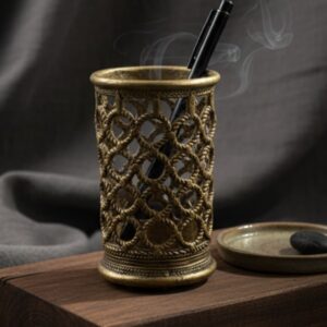 Dokra Pen Stand