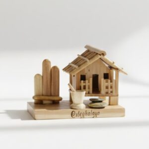 Handcrafted Miniature Bamboo Hut – Meghalaya Medium Memento (Traditional Handmade Décor)